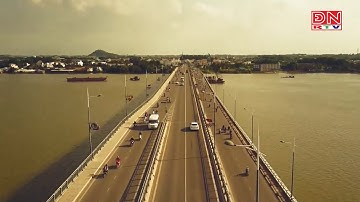 Cầu Hoá An lung linh sắc màu đón năm mới