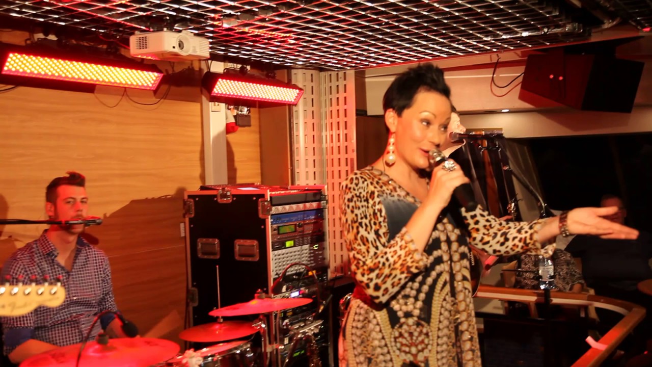 Jenny Salens - 2015 - Främling