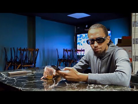YAHIA - SIGNAL (Clip Officiel)