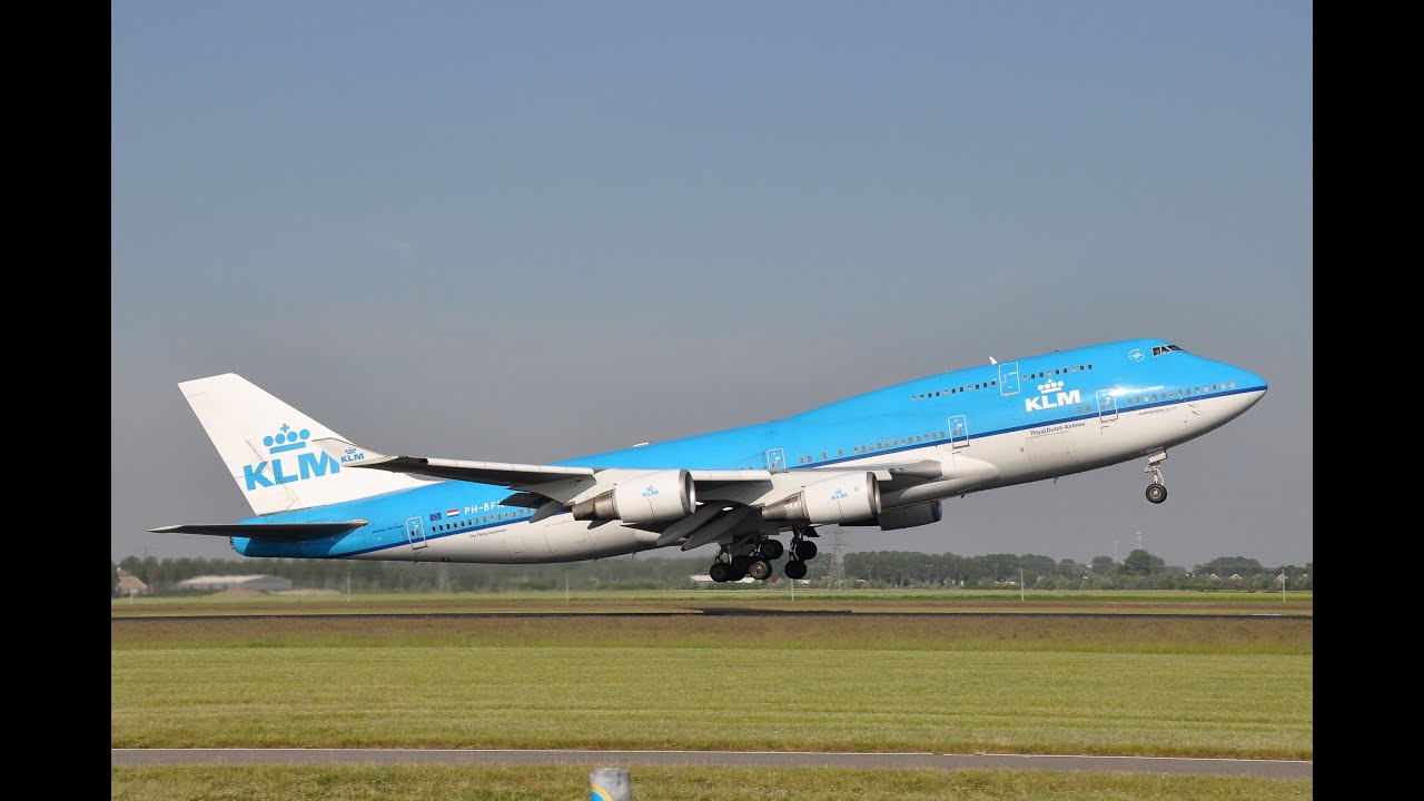 Plane spotting Amsterdam Schiphol airport landing and take off - YouTube