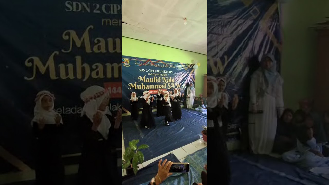 Tari Bulan Maulid Tiba, dalam acara Peringatan Maulid Nabi di SDN 2 CIPKUL