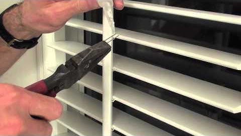 How to replace a broken shutter louvre blade or pin  - control rod and staple