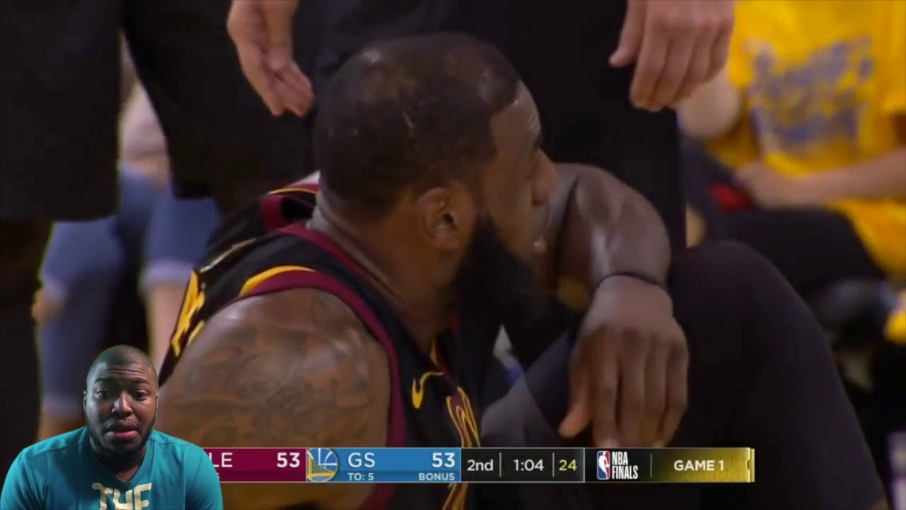 LeBron James Gets Hurt By Draymond Green Who Receives A Technical Foul ...