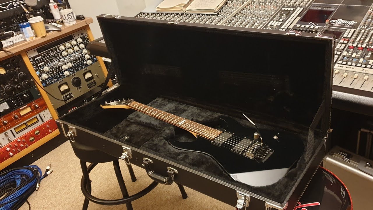 Esp M Ii 09 Standard Series Black Emg 81 60 Floyd Rose Bolt On Guitar Video Review Up Close Youtube Esp M Ii 09 Standard Series Black Emg 81 60 Floyd Rose Bolt On Guitar Video Review Up Close Youtube