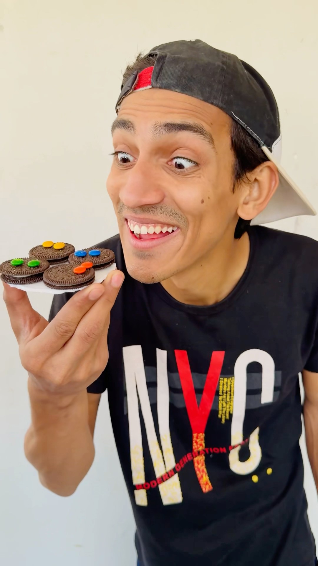 OREO With Funny Color ?|