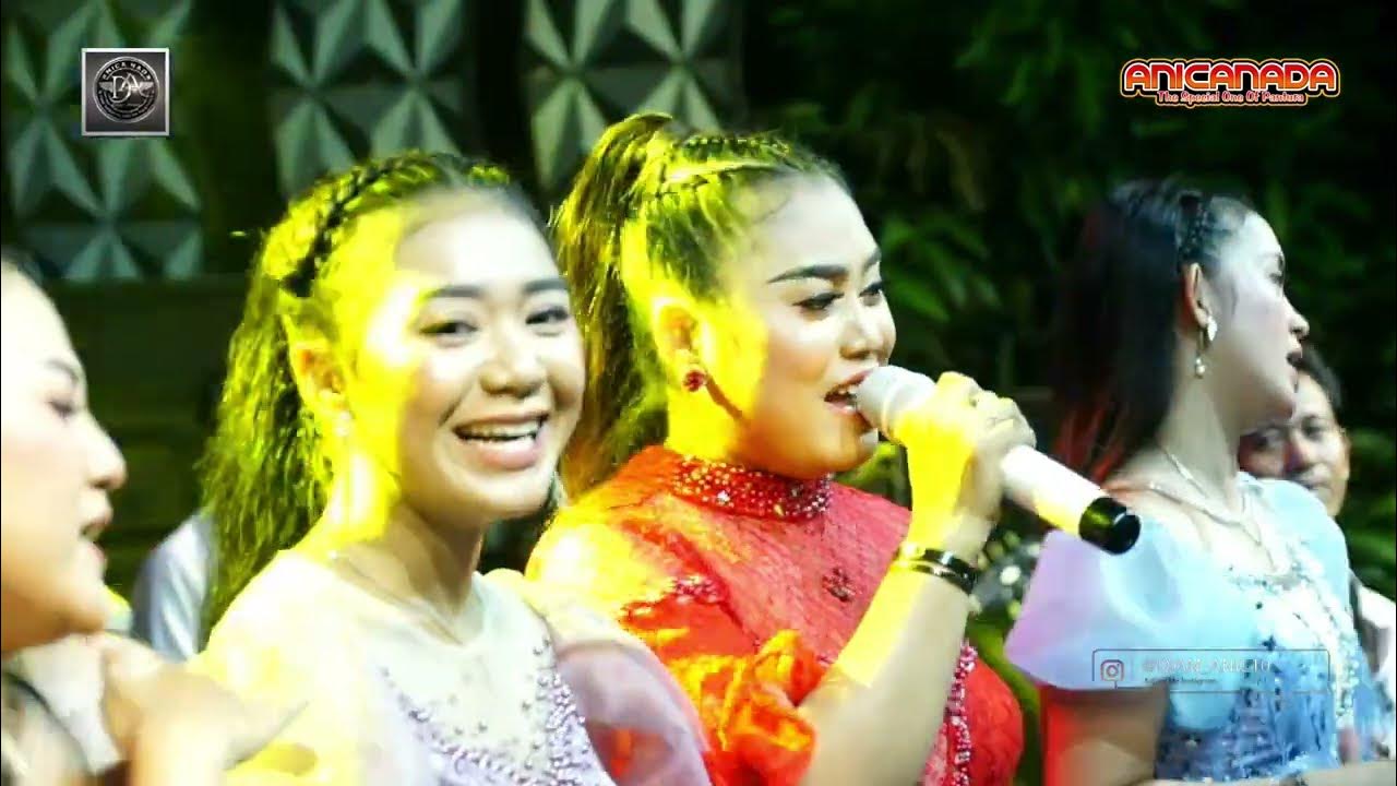 Sariq anusda sikildi Sariq anusda sikildi