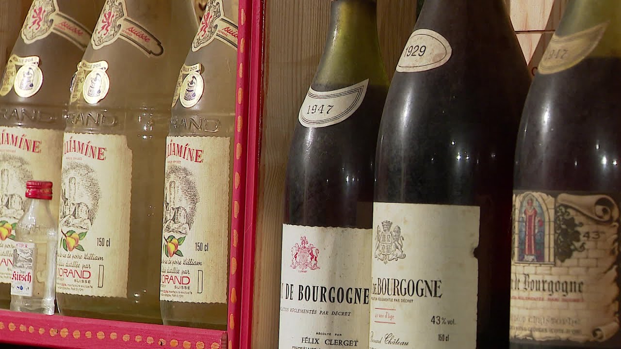 La cave extraordinaire de Michel-Jack Chasseuil à La Chapelle-Bâton dans les Deux-Sèvres