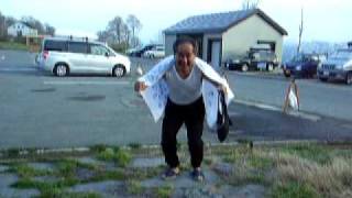 20100522宿の前にて2.AVI