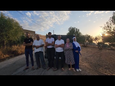 2025 10 07 أرض مساحتها 300متر تقريبا بثمن 3مليون بها 13زيتون و4 بريات وخروبة الهاتف 0666061770