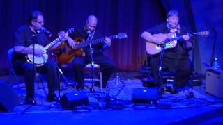 Kruger Brothers -- Watches the Clouds Go By (cell phone rings, Jens plays along -- funny!) chords