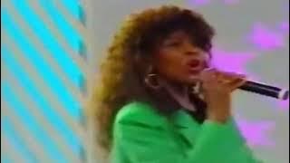 CARMEN SILVA CANTA FOFURINHA!