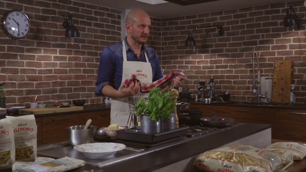 Rummo pastakoulu - italialainen lihapullapasta.