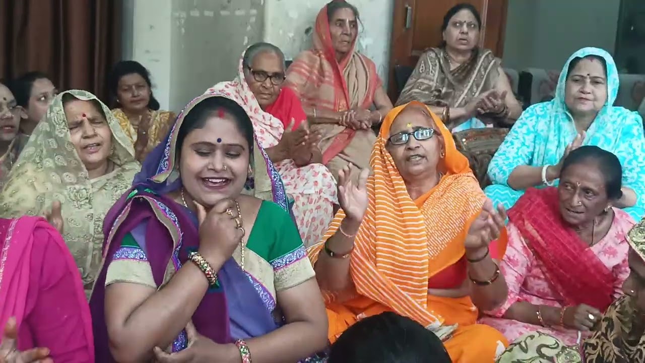बहुत ही ज्यादा खूबसूरत भजन 🙏🦚तुझपे दिल में हारी मेरे बा के बिहारी 🕉️❤️ #bhaktisong #bhajan #viral 