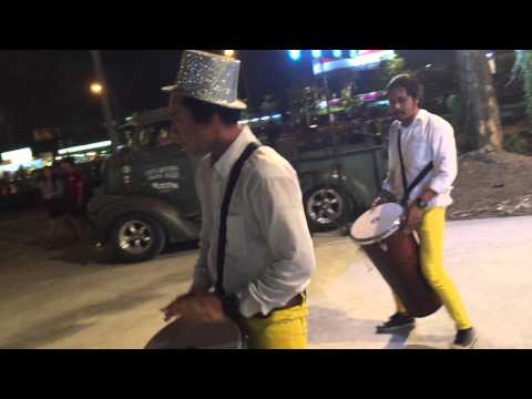 โชว์ชุด StreetDrum จากทีม StreetDrum ณ ตลาดนัดรถไฟเกษตรนวมินทร์