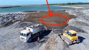EP33!Extra battery action on the project! Pour rocks into a large lake using a trucks &Wheel loader