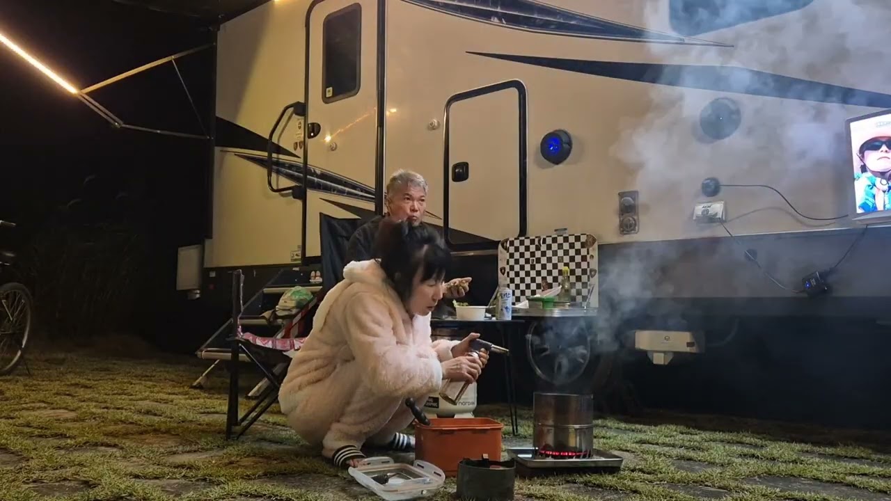 포터 2 더블캡으로 미국식 카라반 솔레어 249 RBS 견인해서 캠핑하기