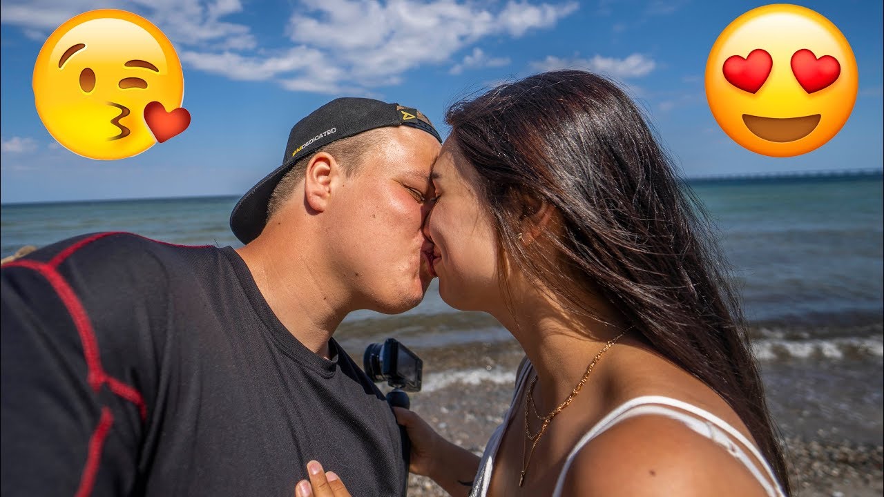 JEG OVERRASKER MIN KÆRESTE!!!