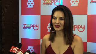 sunny leone  gaming app dreamday zoopy app launch screenshot 4