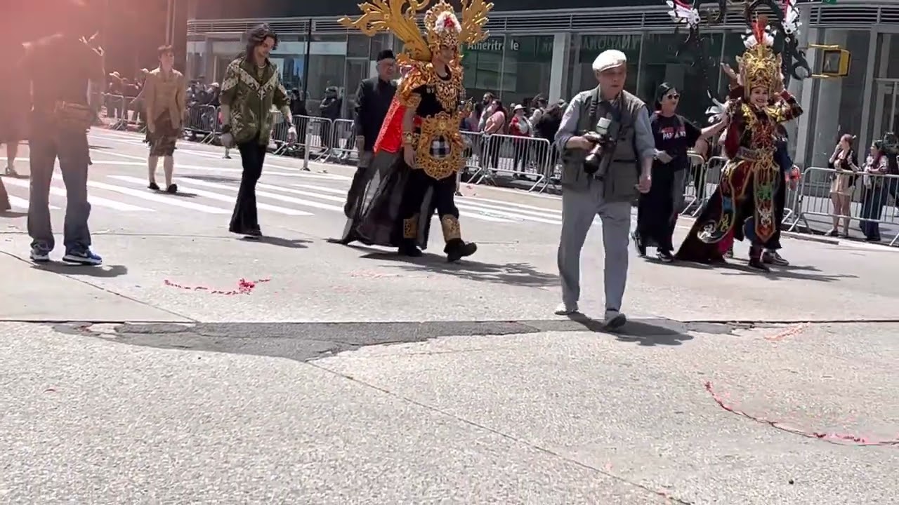 Kereeeeen!!! Indonesian Parade di Kota New York