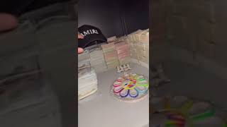 # #tekashi69  showing his money 💰 🔥 #tendencia  #viral  #suscribete #shorts Wealth