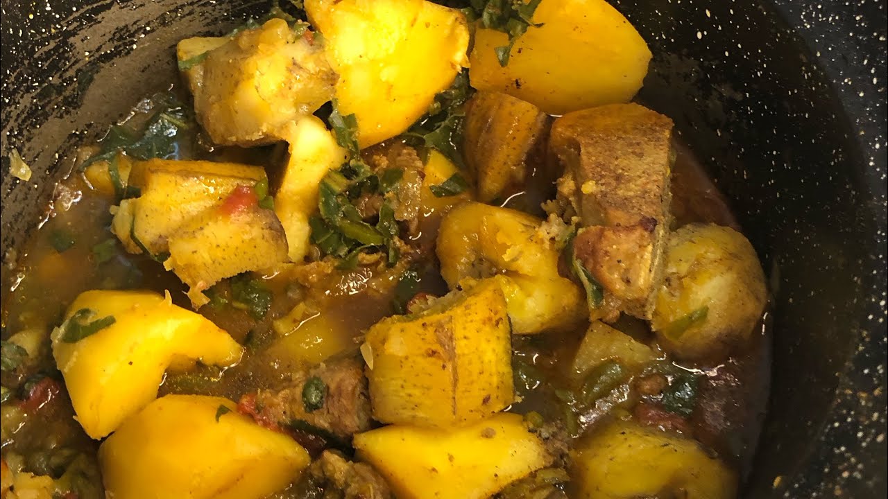 HOW TO MAKE KENYAN MATOKE WITH BEEF RECIPE//Delicious and easy to make…🤗