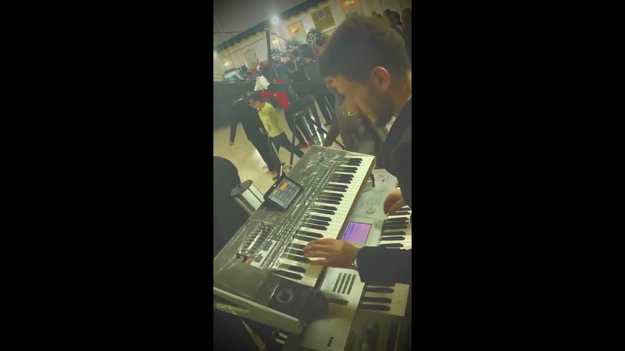 الفنان احمد القسيم بانت مثل ما بين النور الفنان جول الرفاعي عزف عقيل البرغوثي