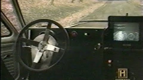 History Channel 1998 : Driverless Car Technology Overview at Carnegie Mellon University
