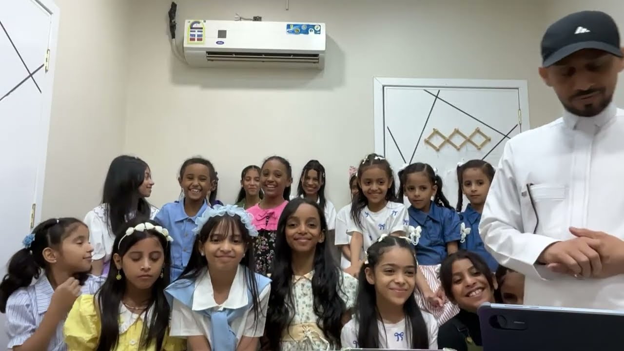 بث مكتبي ممتع و غير مع كل النجوم .. لا يفووووتكم الضحك