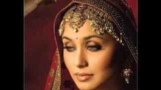 Leja Leja from Ustad and the Divas - with romantic pictures!! FULL SONG