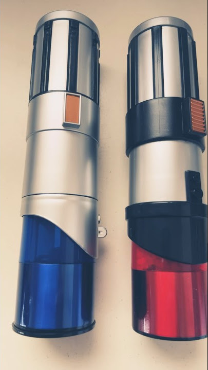 Star Wars Lightsaber Electric Salt & Pepper Mill Grinder Set - Uncanny  Brands