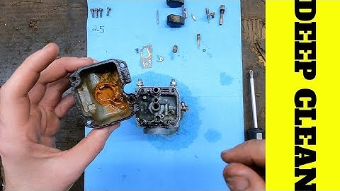 Uitgebreide carburateurreiniging op een Yamaha Moto 4