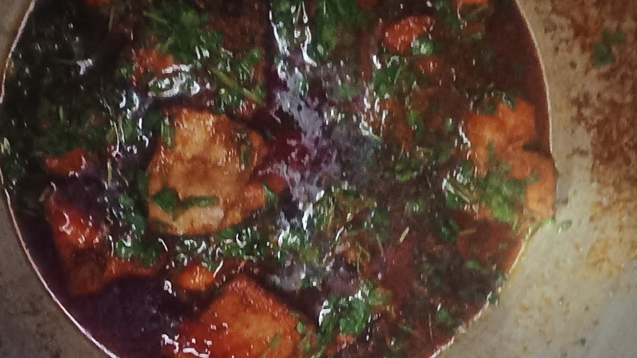 Вкусное рыбное карри в индийском стиле.