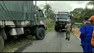 walaupun kita berlainan uniform, kita tetap bersama atm vs apm screenshot 5