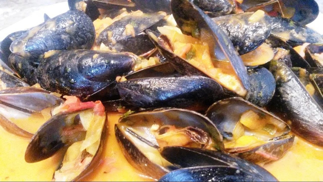 Simple Mussel Recipe with Sauce + BLOOPERS!!! YouTube