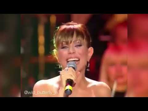 Юлия Началова «Бьют