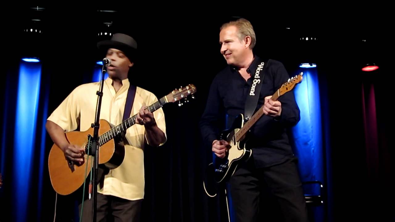 Eric Bibb & Staffan Astner - Troubadour (live 2011)