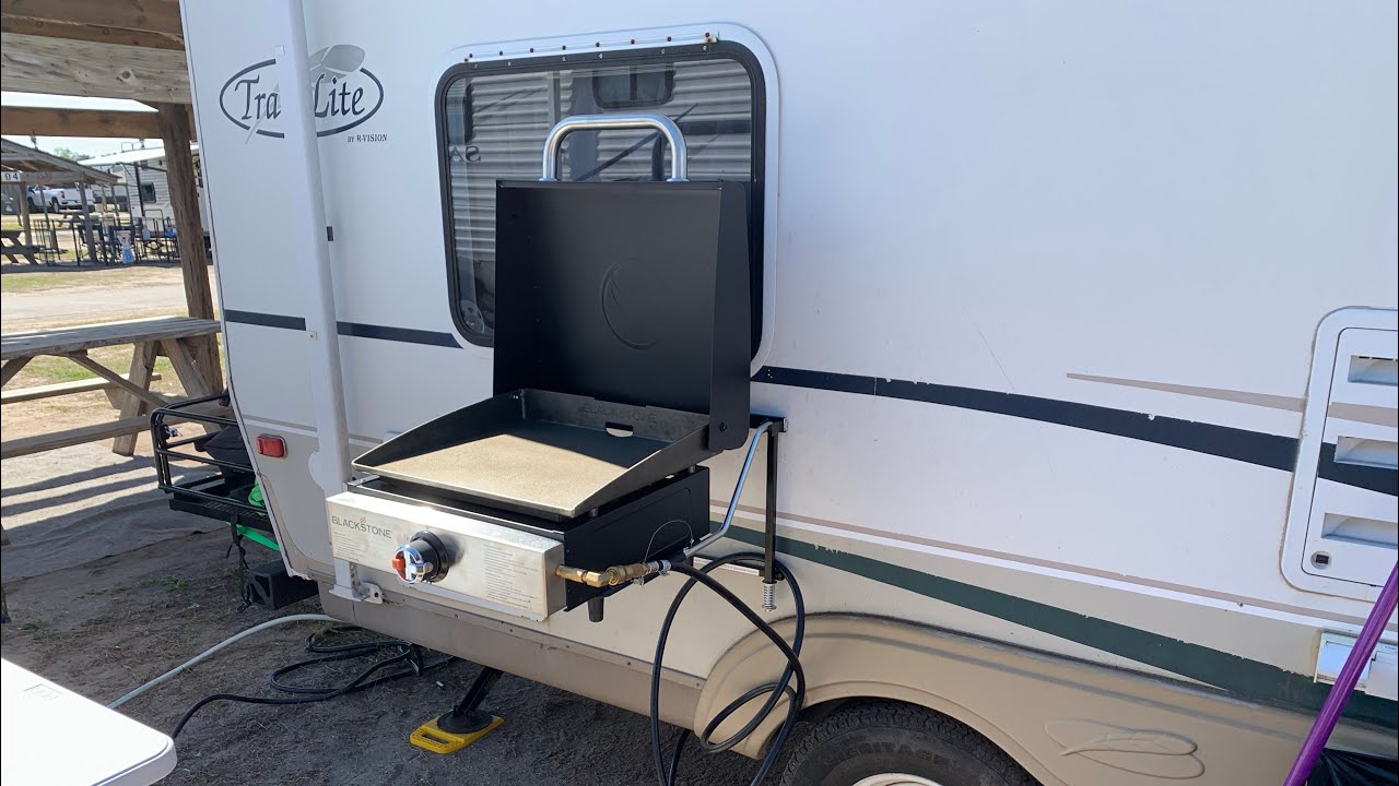 Blackstone E-Series 17 Inch: 8 Reasons Why You Might Want It for Your RV -  The RV Atlas