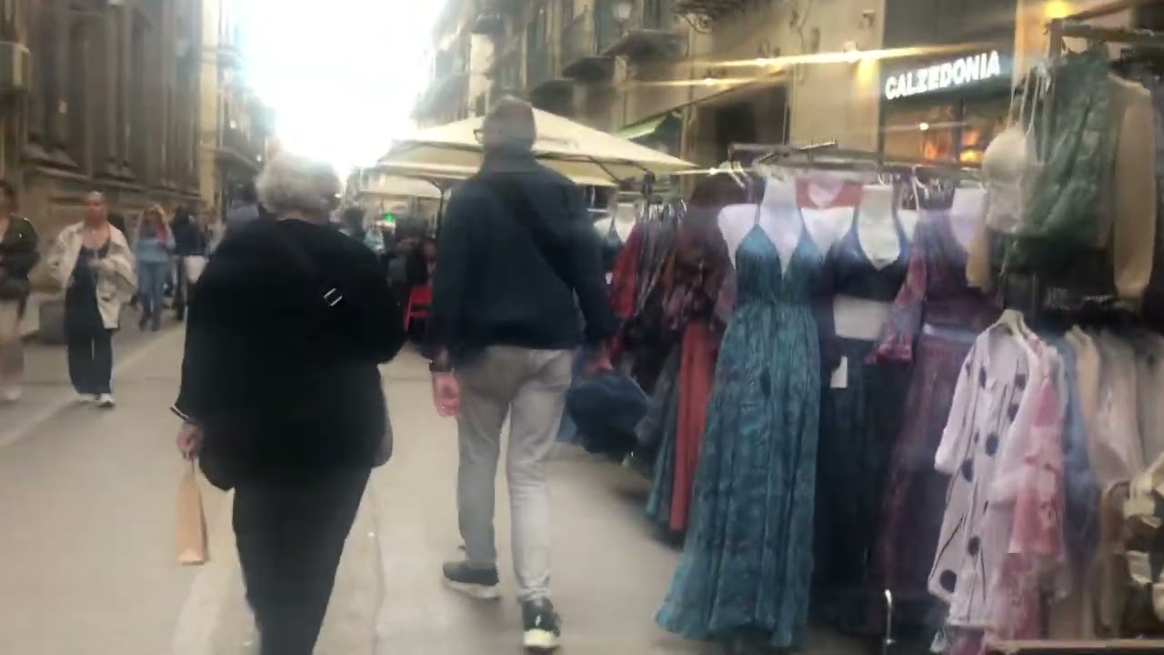 Palermo street food area pedonale