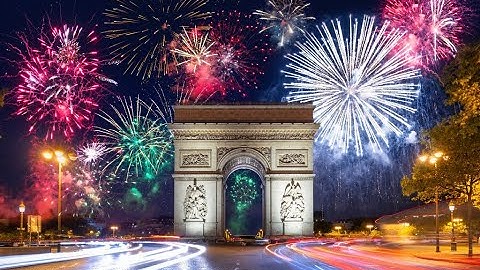 New Year's 2025: Paris celebrates with dazzling firewoks around Arc de Triophe