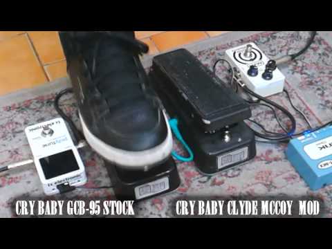 Crybaby stock vs Cry baby Clyde Mccoy mod Shenier Handmade Tone