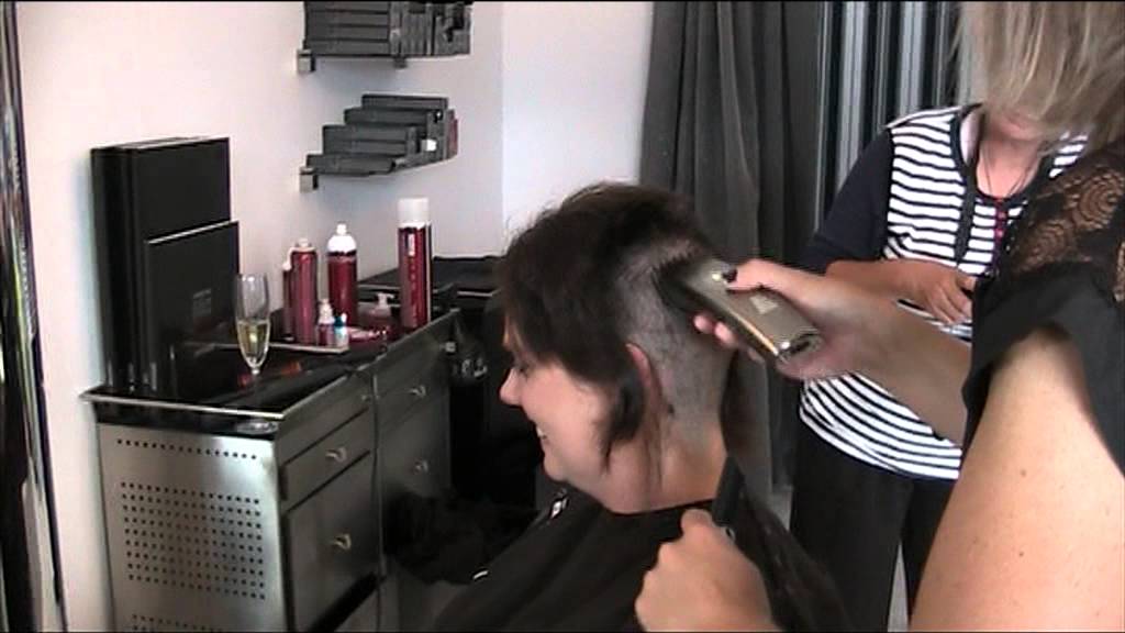 Rochelle's Movember Hair Shave