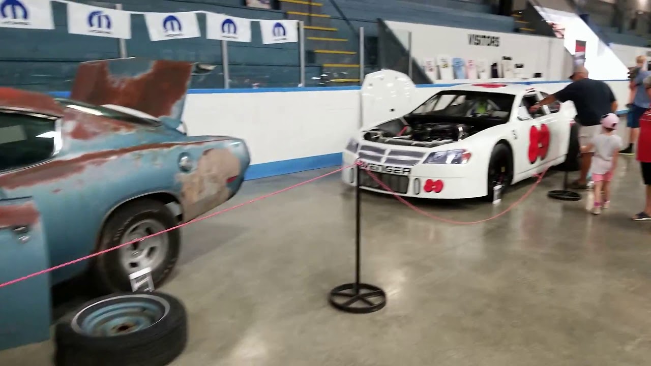 MoparFest 2019 (Indoors) New Hamburg, Ontario🇨🇦 YouTube