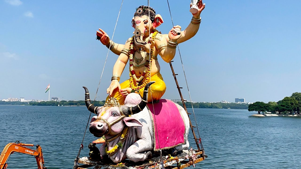 Ganesh nimajjanam at tankbund 2024 || Ganesh Visarjan 2024 #ganesh #nimarjanam #visarjan #nimarjanam