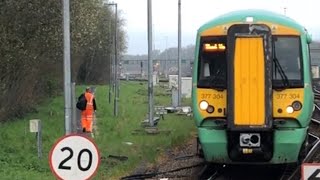 1 Out 1 In | Southeastern Class 375s and A Southern Class 377 Depart And Arrive Tonbridge | 13/04/22