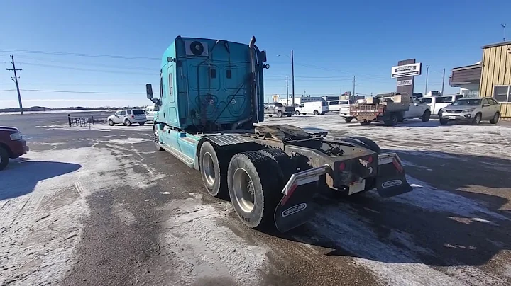 Lot 153 2014 Freightliner Cascadia 125 Semi Tractor