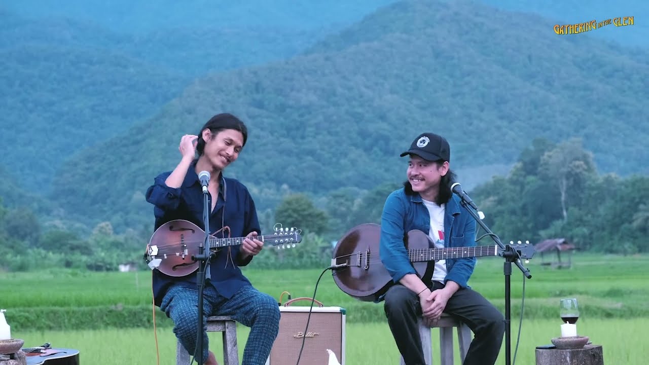 Good to see you  - Selina and Sirinya live at Daidib Daidee (Nan,Thailand)