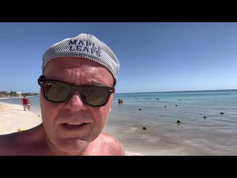 2021-10-31 -#kee2travel - Beach day at Kool Club in Playa del Carmen Mexico