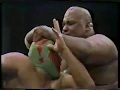 Mil Máscaras & Jumbo Tsuruta vs Abdullah the Butcher & Carlos Colón ★1979