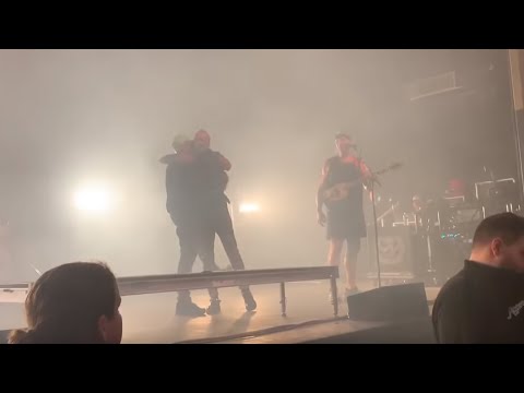 Howard Jones Joins Killswitch Engage For The End of Heartache