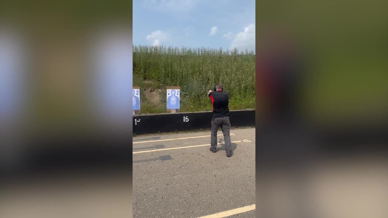 ATF agents demonstrate firing difference between Glock & gun with Glock ...